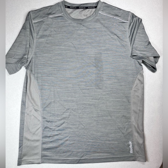 Reebok Men’s Sport T-Shirts. Size Medium. Set of 4. - Picture 5 of 16